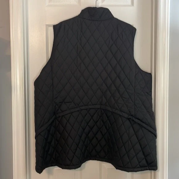 Maurice’s Black Vest - Picture 2 of 2
